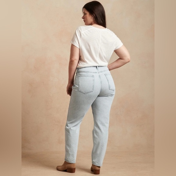 Banana Republic High Rise Light Wash Curvy Straight Leg Jeans Size 28 - Picture 2 of 11